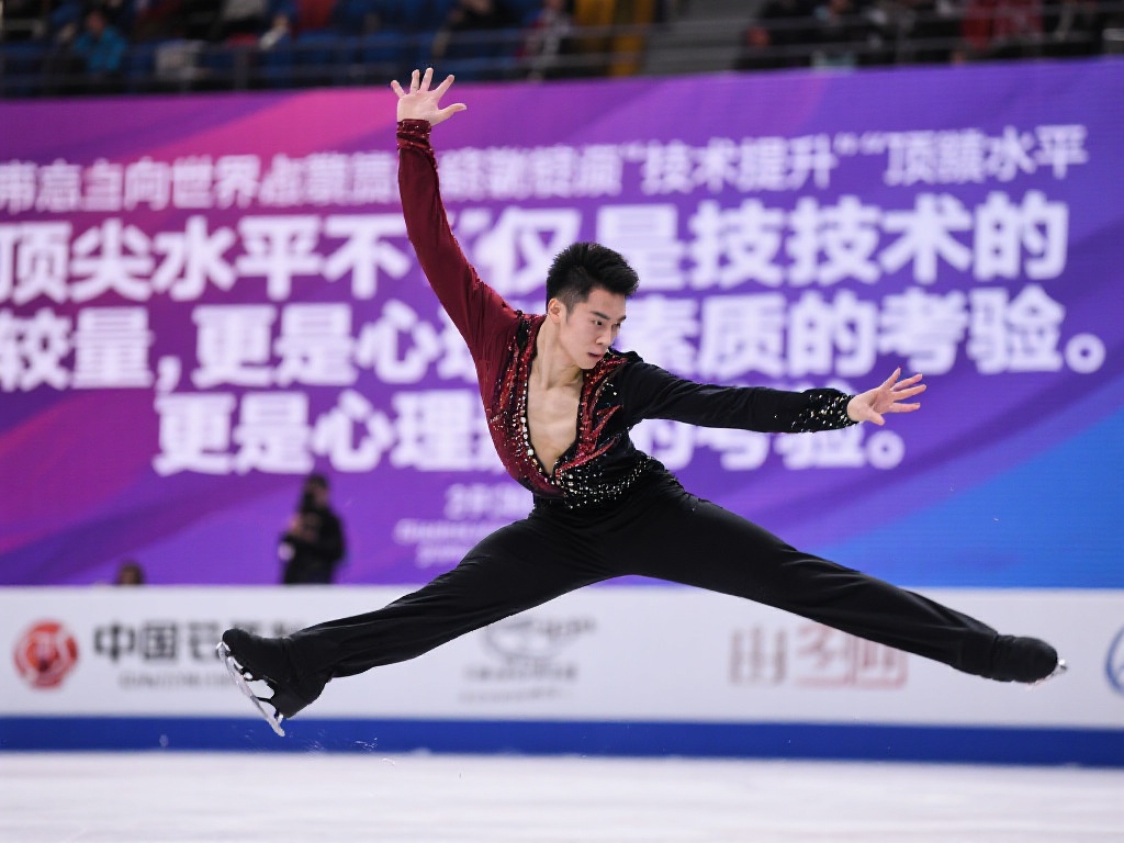 佟健:中国花滑需努力追赶世界顶尖水平 若要迈向世界顶尖,技术的提升无疑是核心关
